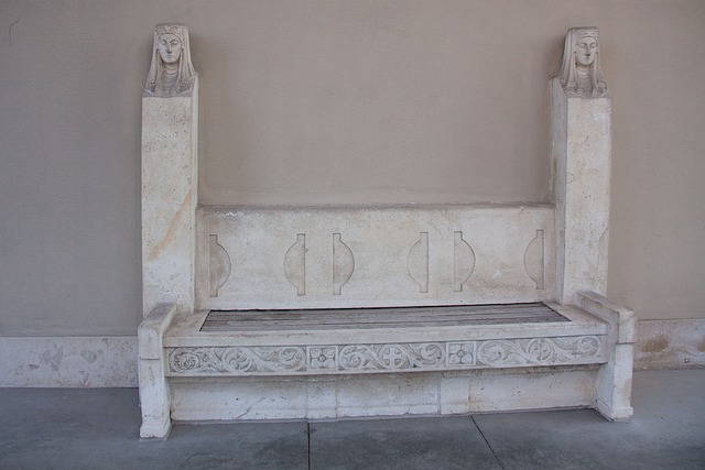 收入其中 收入其中